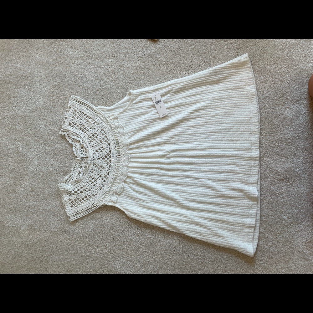 Anthropologie white sleeveless sweater tank sz M
